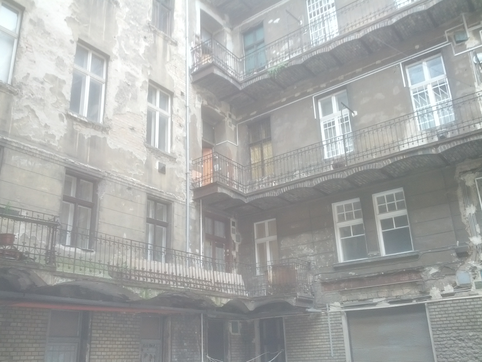 Ahh look at that architecture!