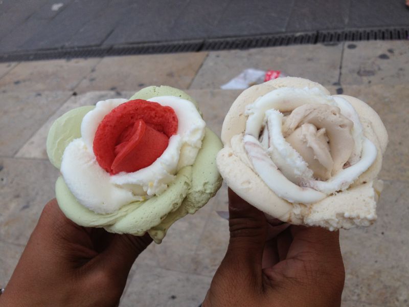 FLOWER ICE CREAM! Pretty cheap too!