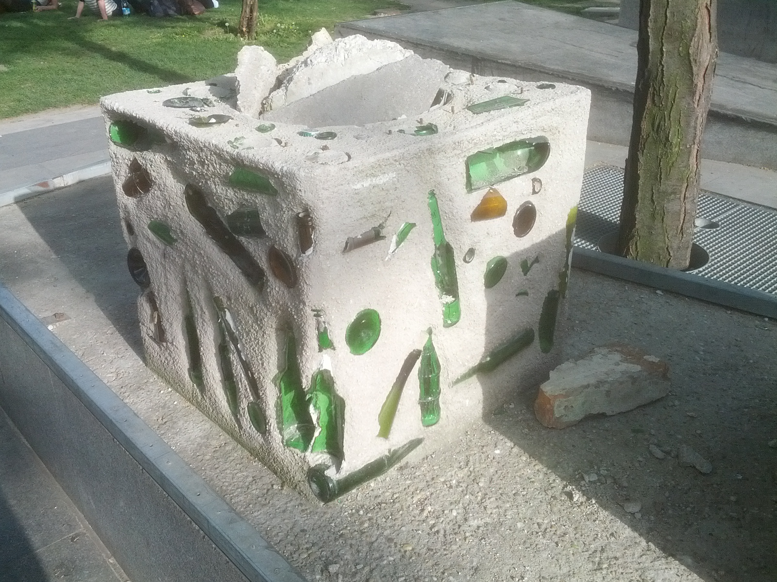 Cheap but cool sculpture