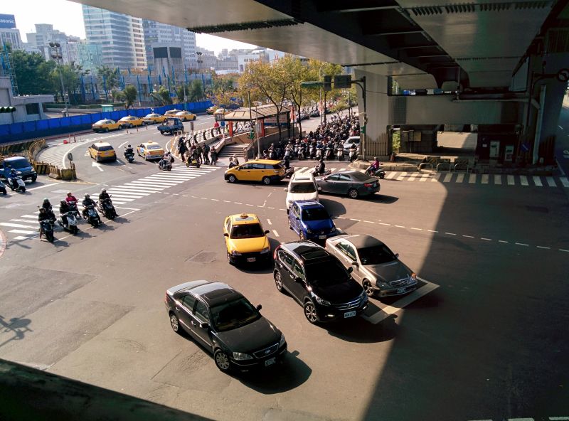 Must be scary stopping in the middle of a busy intersection. Melbourne hook turns come to mind.